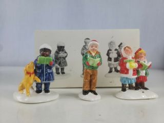 Dept 56 The Snow Village Accessories 51616 Here We Come A Caroling - Mib