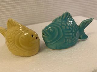 Vintage Chicken Of The Sea Yellow Turquoise Fish Salt And Pepper Shakers 3”
