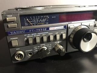 Vintage Yaesu FT - 757GX Amateur Radio Transceiver CAT System HAM Very RARE 2