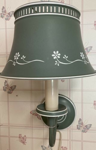 Vintage Retro Tole Mid Century Country Green Wall Sconce Lamp With Metal Shade