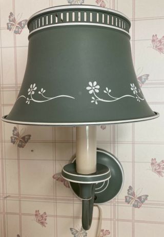 Vintage Retro Tole Mid Century Country Green Wall Sconce Lamp with Metal Shade 2