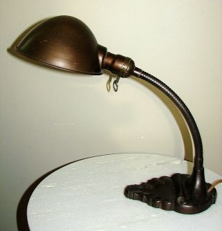 Vintage Universal Electric Log Co Chicago Art Deco Industrial Desk Lamp Metal