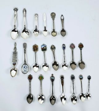21 Vintage Souvenir Spoons U.  S.  & International Hawaii Ontario Japan Ruby Falls