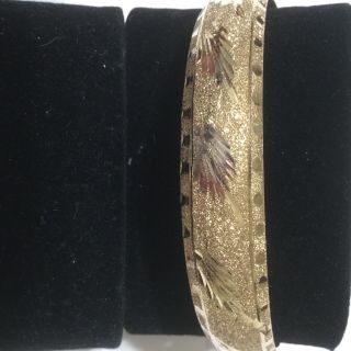 Vintage 10 K Y/g Bangle Bracelet 7.  1grams Wear Or Scrap Euc