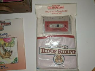 VINTAGE 1985 Teddy Ruxpin Worlds of Wonder Talking Bear w/ Tapes and MORE 2