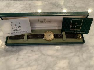 Vintage Gucci 3000m Gold Plated Watch Roman Numeral Bezel - Battery