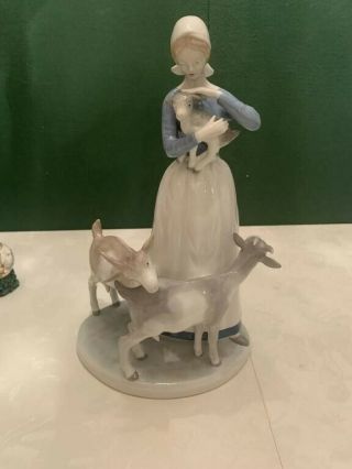 Vintage Gdr Porcelain Figurine Girl With Goats Blue & White Germany