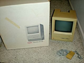 Vintage Apple Macintosh Se M5011 Mac Computer & Box Asis
