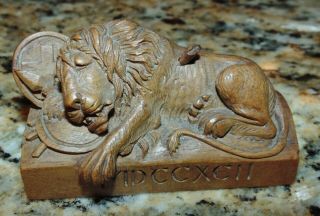 19th Century Antique Hand Carved Wooden Sculpture Of The Lion Of Lucerne 1792