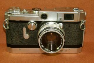 Vintage Canon Vt 35mm Film Rangefinder Camera F/1.  8 Lens Leica Screw Mount Case