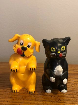 Vtg 1950’s F & F Mold & Die Black Cat & Yellow Dog Salt And Pepper Shakers