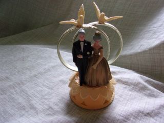 Vintage Wilton Wedding Cake Topper 50th Anniversary Bride Groom Rings Doves