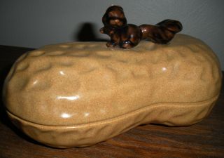Vtg Peanut Shell Nut Dish W/ Lid Handcrafted Brown Squirrel Handle On Top 9 " Usa