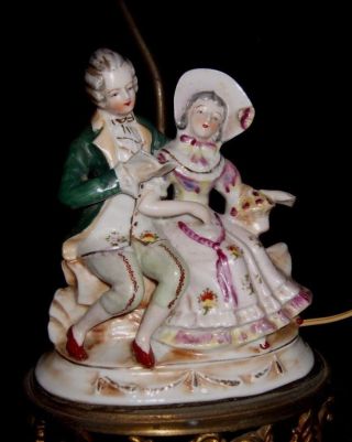 Vintage Figure Rococo Style Courting Couple Porcelain Boudoir Bedroom 12” Lamp