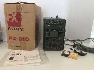 1978 Vintage Sony Fx - 310 Tv - Fm/am Radio Cassette Portable Player W/ Box