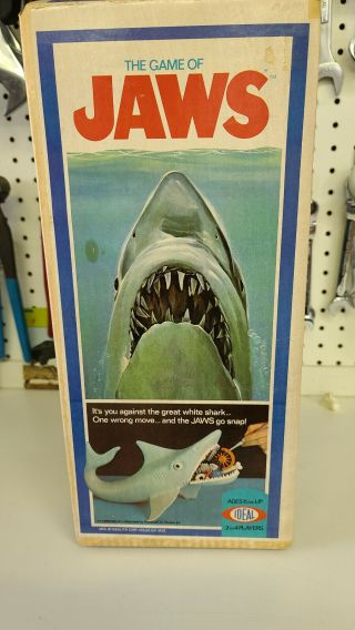 1975 Vintage Ideal Game Of Jaws Great White Shark W/ Pick & Box