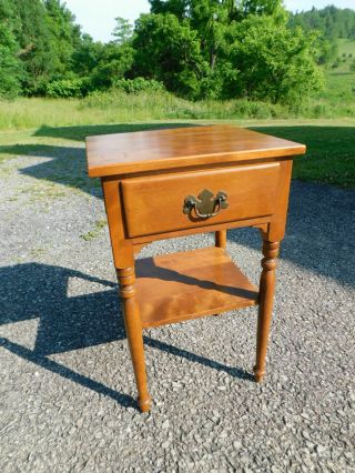Vintage Ethan Allen Maple Side End Table Stand Drawer 5026 American Traditional