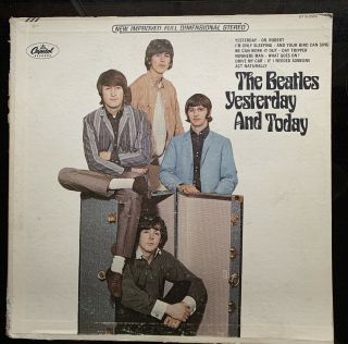 The Beatles,  Yesterday And Today.  Rare Club Edition.  St 8 - 2553