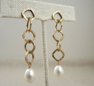 Modern 14k Gold Pearl Drop Earrings Textured Square Link Chain Dangly 5g Vtg Mod 3