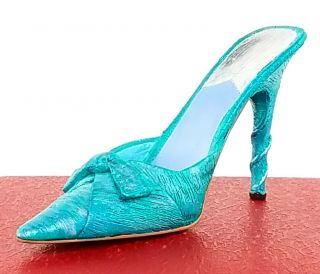 Just the Right Shoe RAINE CLASSIC - SILKEN WRAP Shoe Miniature Figurine 2
