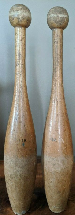 Set Of 2 Vintage Wooden 17 " 1lb Pound Juggling Circus Exercise Pins 1930s 40s