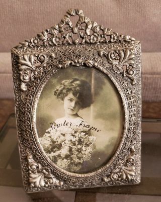 Gorgeous Vintage Ornate Pewter Picture Frame 2.  5 X 3.  5 Photo Filigree Silver