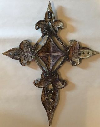 Large Ornate Cast Iron Cross - Wall Decor.  18.  75”L x 14.  5”W.  French Country 3