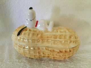 Vintage Snoopy Peanut Ceramic Covered Candy Dish/trinket Box