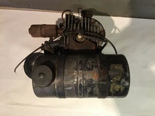 Vintage Briggs & Stratton Model N Engine Stationary Turns Over 2