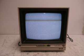 Vintage Commodore 1702 Video Monitor For C64 C128 Retro Gaming