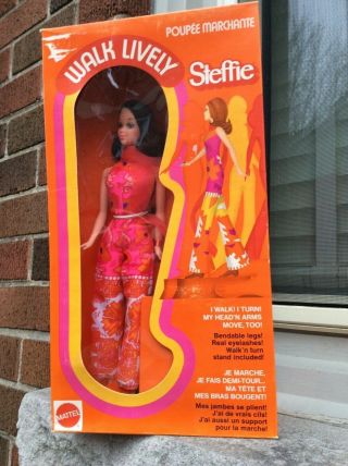 Walk Lively Steffie - Canadian 1972 Mattel Barbie Friend Vintage Mod Era