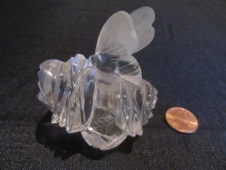 Rare Vintage Crystal Cut Glass Perfume Bottle Bee On Flower With Stopper 2 1/4 "