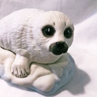 Vintage Arctic Seal Porcelain by Edward Marshall Boehm Studio 2