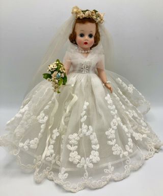 Madam Alexander " Cissette Bride " In Bridal Wreath Gown Vintage 1958 9 Inch