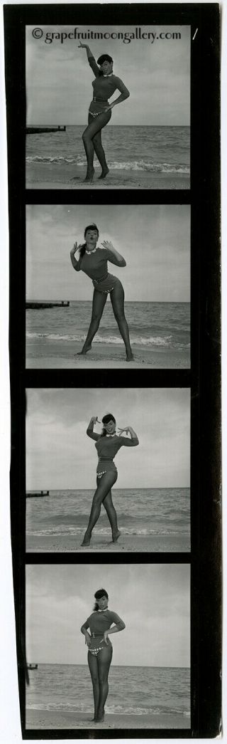 Bunny Yeager Vintage Bettie Page 1954 Hand Signed Four Image Contact Sheet Photo