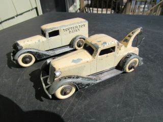 Vintage 1929 Die Cast Tootsie Toy Lesalle Dairy Truck And Tow Truck