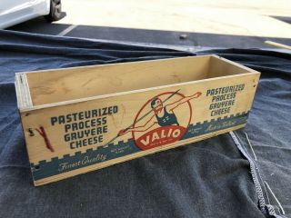 Vintage 5 Lb Valio Wood Cheese Box W/ Olympic Javelin Athlete - - Finland