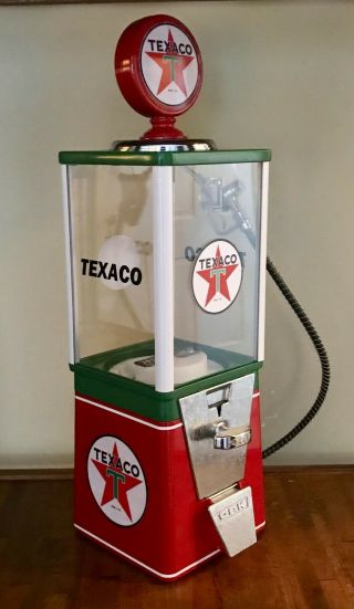Vintage Texaco Gas Oak Gumball Machine/Candy Machine w/ key 3