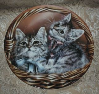 Bradex Plate Andrew & Abby Alexei Isakov Baskets Of Love Cats Kittens W/