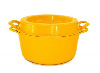 Vintage Cousances / Le Creuset France Enameled Yellow Cast Iron Doufeu Pot 24