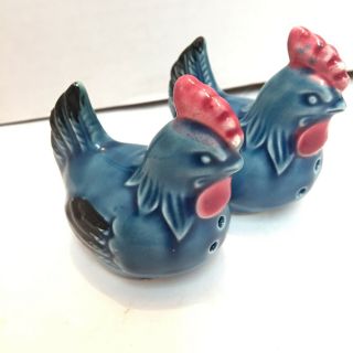 Vintage Japan Chicken Rooster Salt And Pepper Shaker Blue Mid Century Farmhouse