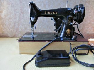 Vintage 1955 Singer Sewing Machine,  Model 99,  Bz 15 - 8,  Carrying Case