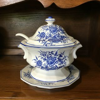 Vintage Large Blue & White Soup Tureen With Under Plate And Ladle Unmarked