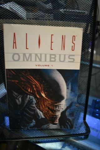 Aliens Omnibus Volume 1 Dark Horse Tpb Rare Oop Verheiden Nelson