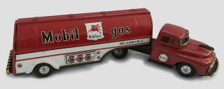 Mobil Gas Tanker Truck Tin Toy Friction Japan 1950s Vintage