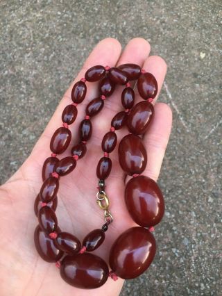 Good Vintage Phenolic Cherry Amber Bakelite Faturan Bead Necklace Marbled 38.  9g