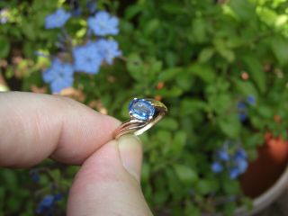 Vintage 1.  37ct Natural Untreated Ceylon Blue Sapphire 14k Gold Ring Estate Deco