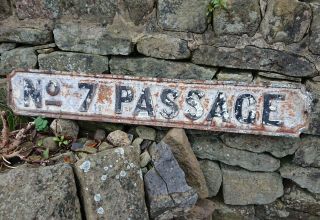 Antique Vintage Old Cast Iron Street Road Sign Architectural Number No 7 Passage