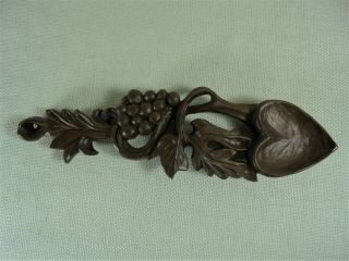 Large Vintage Treen Carved Spoon Heart Shaped With Grape Clusters And Leaves