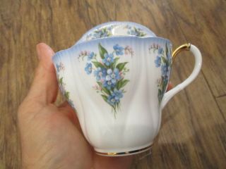 ROYAL ALBERT Dainty Dina Series BETTY floral cup saucer Bone China England 2
